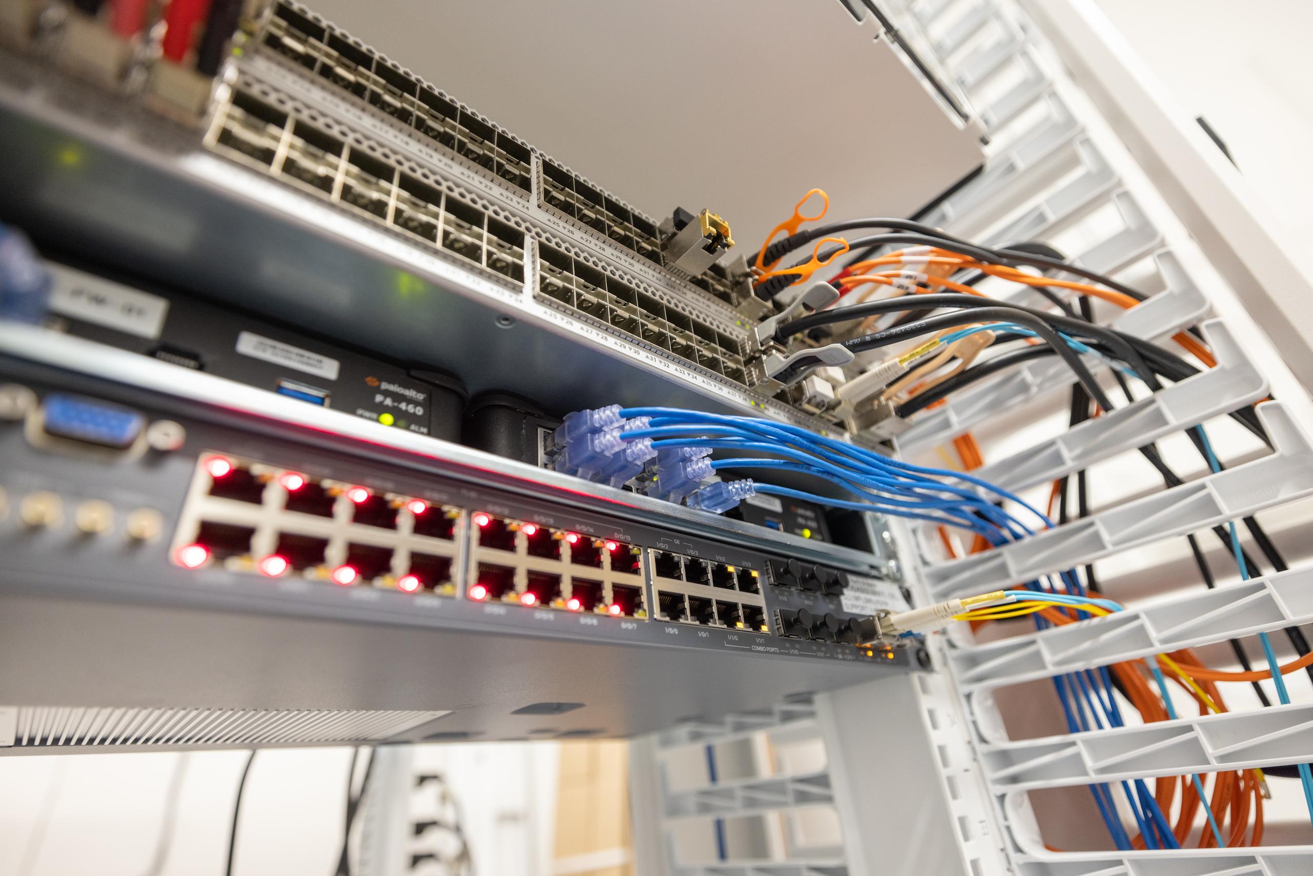 Limited Energy Contractor in Minneapolis - System Integrator | ECSI